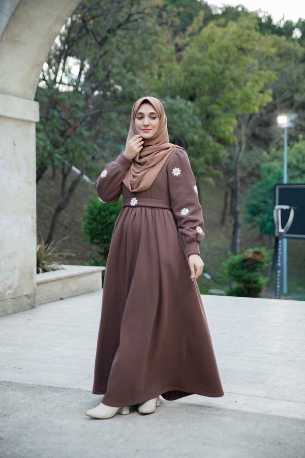 فستان انشراح - بني