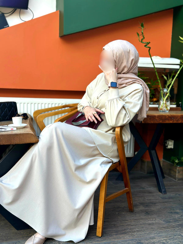 طقم تنورة خريفي - بيج