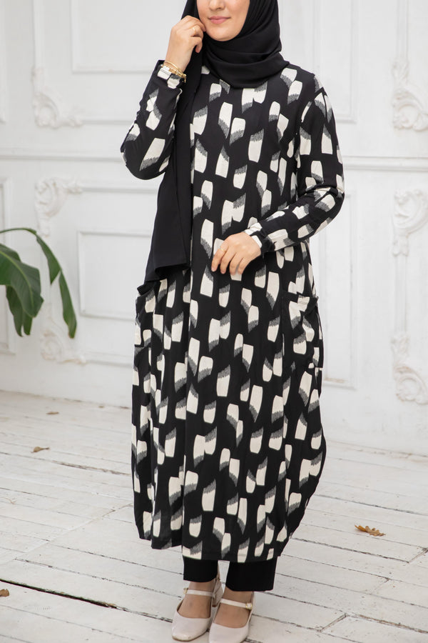 تونيكا نقش وسط