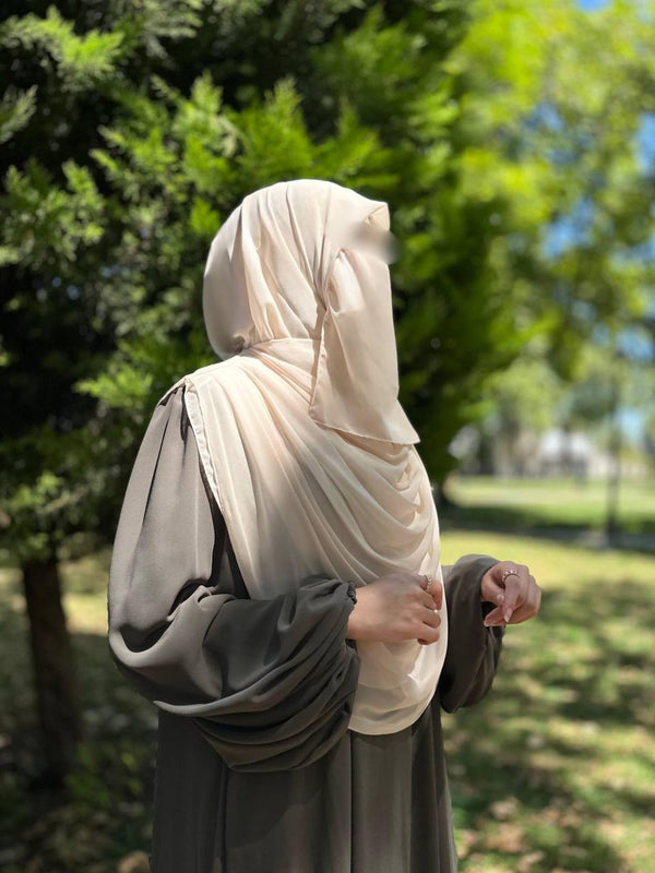 👑 طقم الحرملة الملكية مع الشال المربع (بدون النقاب) لون بيج