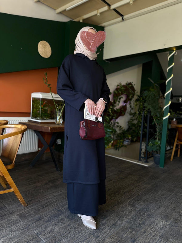 طقم الخريف - اسود