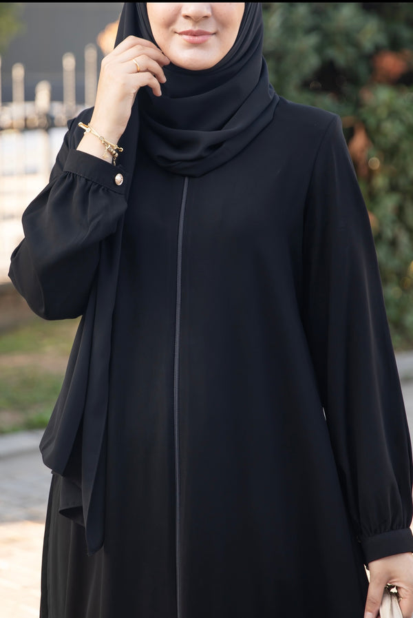 عباية مها لون أسود