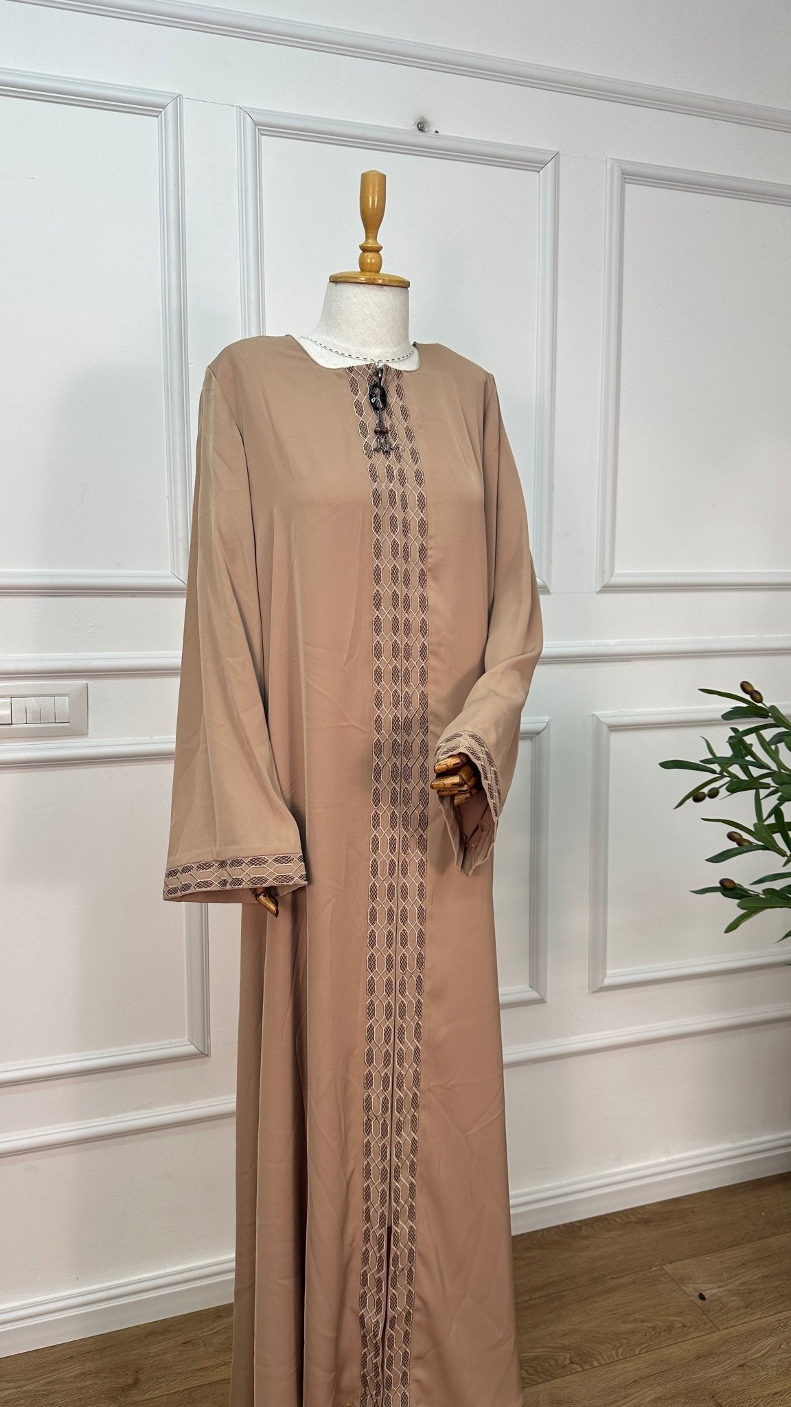 عباية سلام لون بيج - Lavia