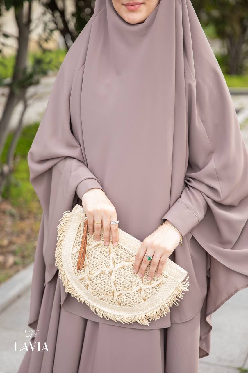 إدناء فرنسي تصميم الفراشة لون نود🦋 - Lavia