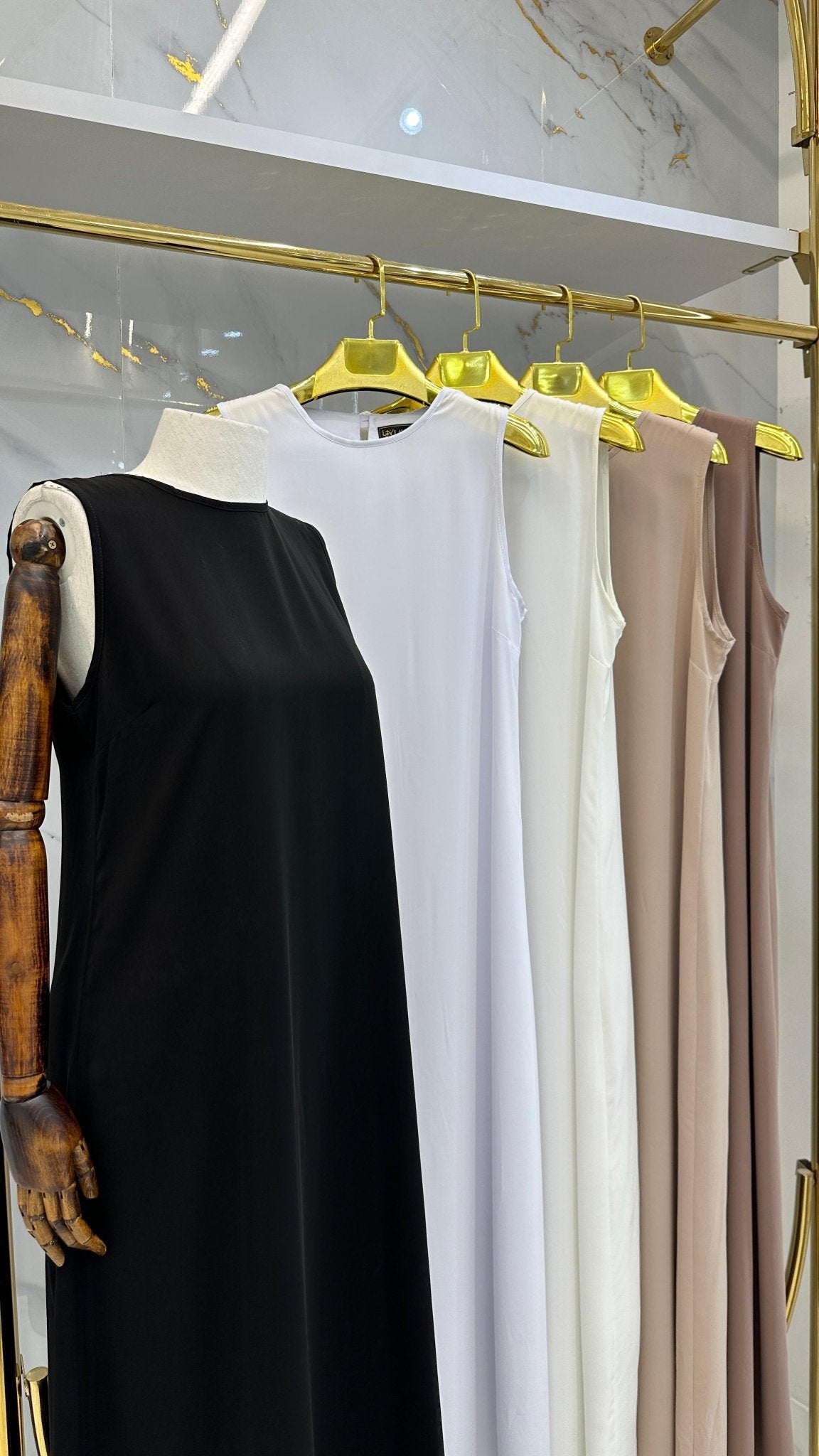 فستان بيسك لايكرا طول 130cm ( اساس ) لون اسود - Lavia