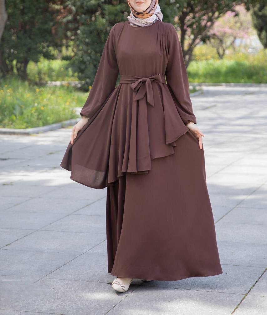 فستان غنى لون بني🤎 - Lavia