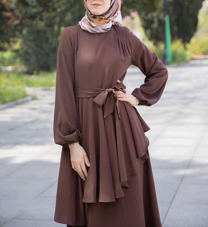 فستان غنى لون بني🤎 - Lavia