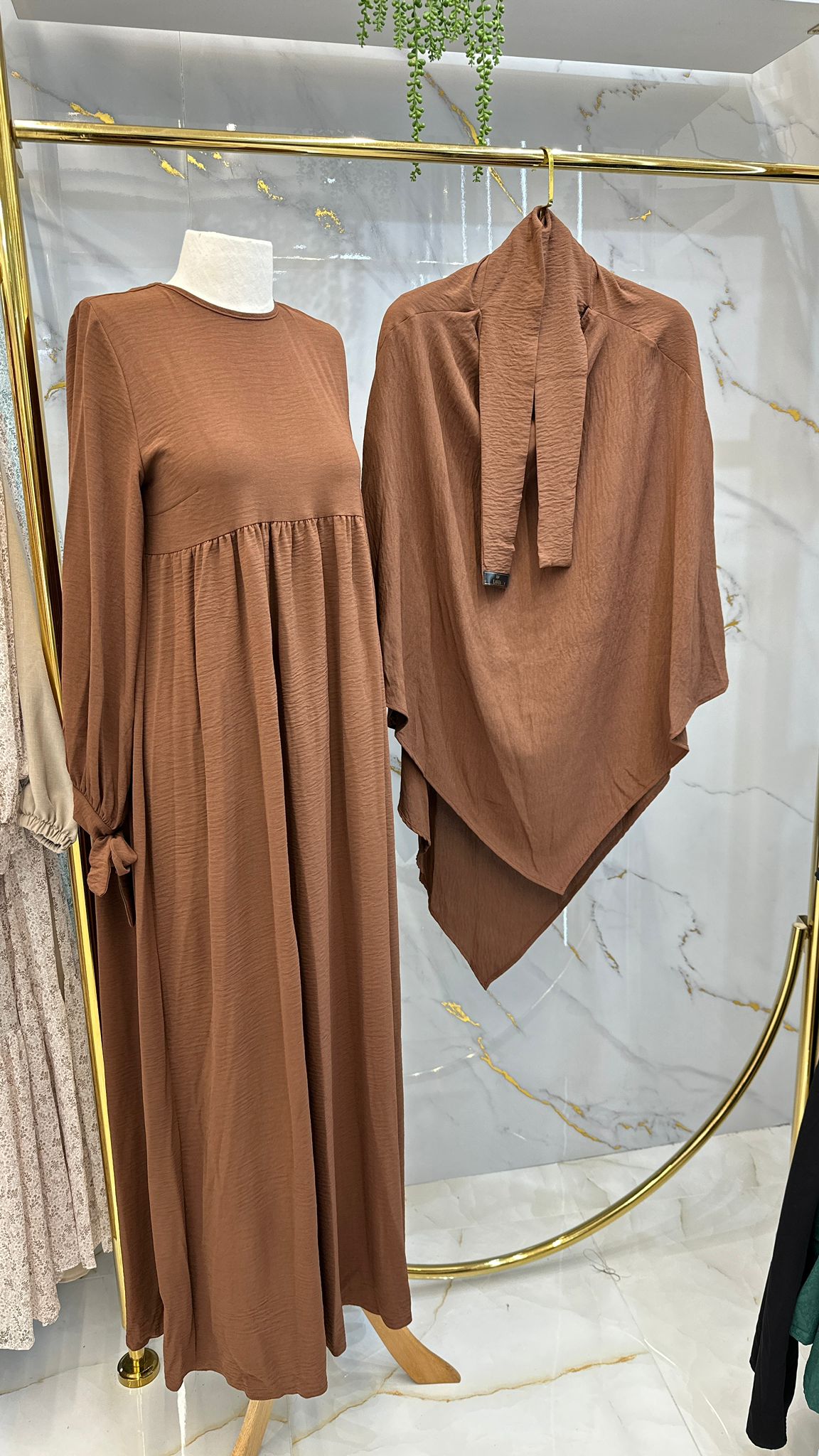 فستان حياة بني (خمار هدية) - Lavia