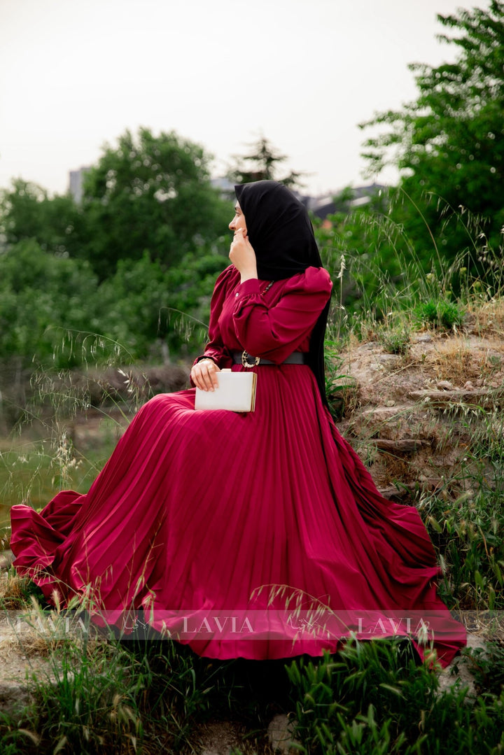 ✨ فستان مسلمة الحصري للمناسبات بدون الحزام لون بوردو✨ (قصة واسعة، التفاصيل في الوصف ⬇️) - Lavia