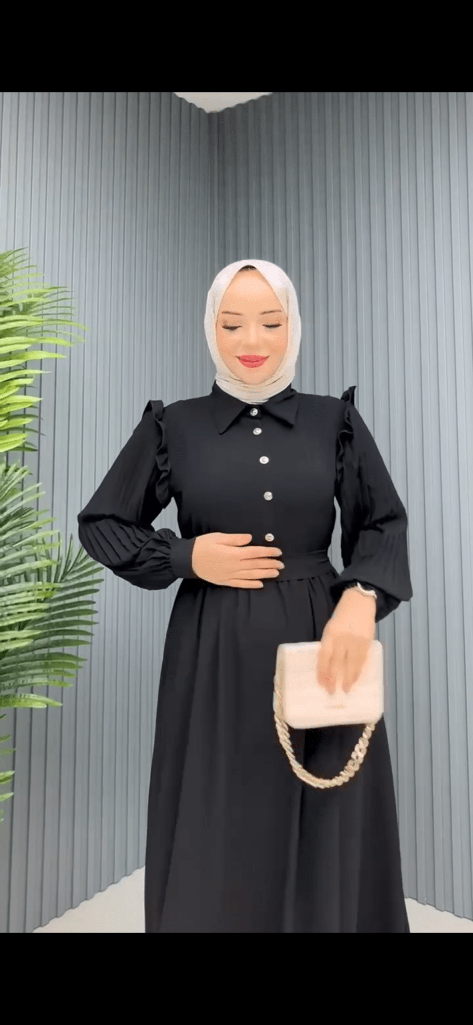 فستان شذى لون اسود - Lavia
