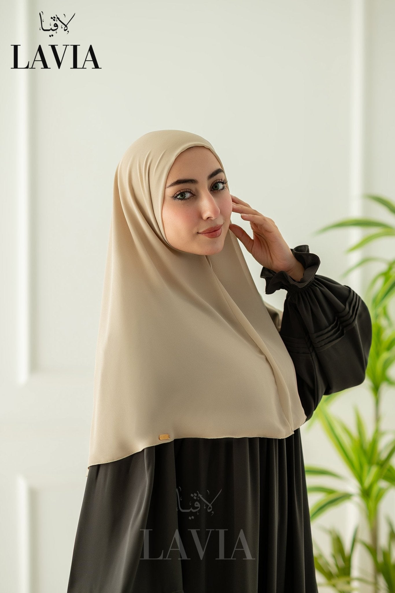 لون بيج كلاسيكي - Lavia
