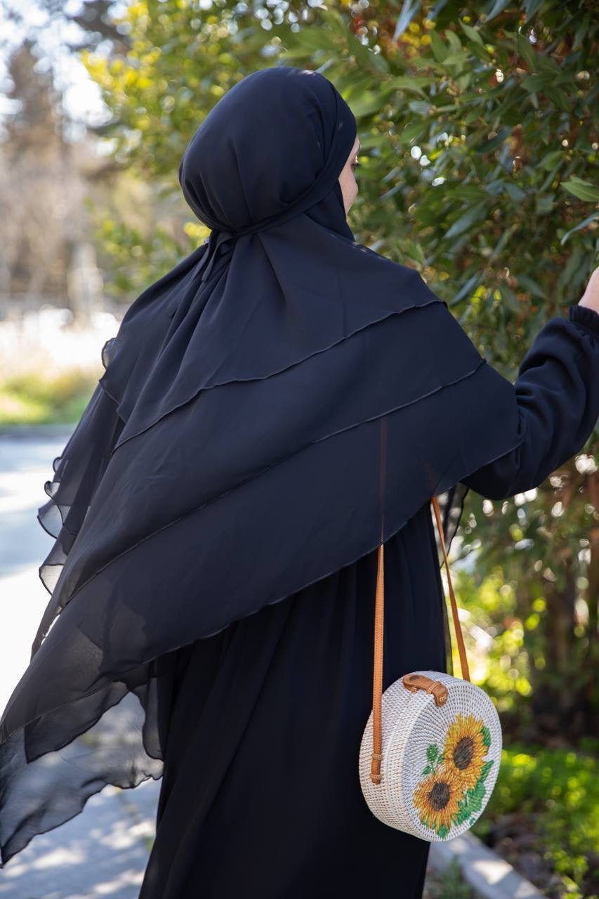 خمار لاڤيا شيفون ثلاثة طبقات طويل لون اسود - Lavia