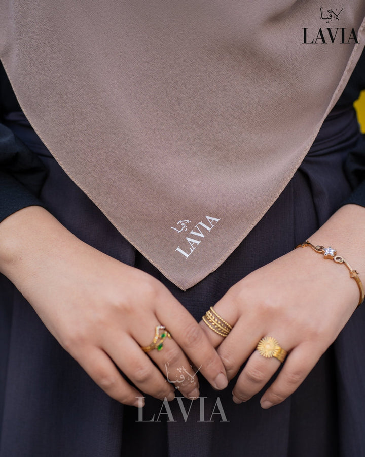 خمار ماليزي ناعم قماش جورجيت لون بيج غامق - Lavia