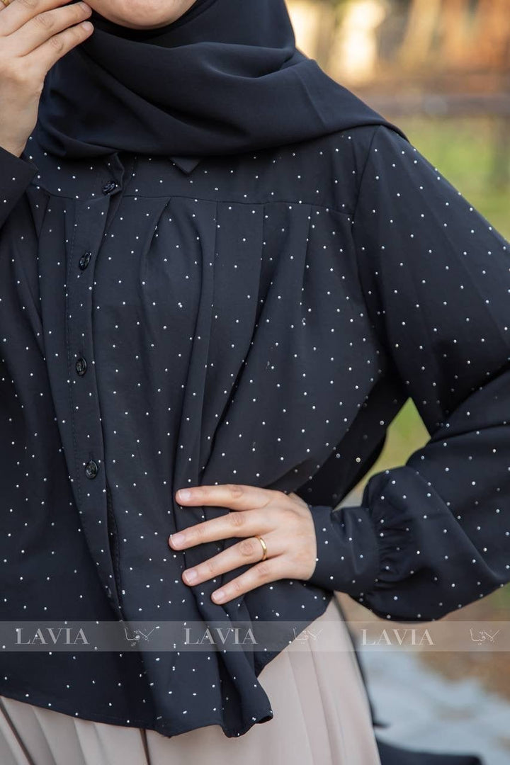 قميص نجمة طول قصير لون أسود ⭐️ - Lavia