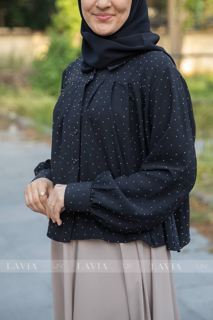 قميص نجمة طول قصير لون أسود ⭐️ - Lavia