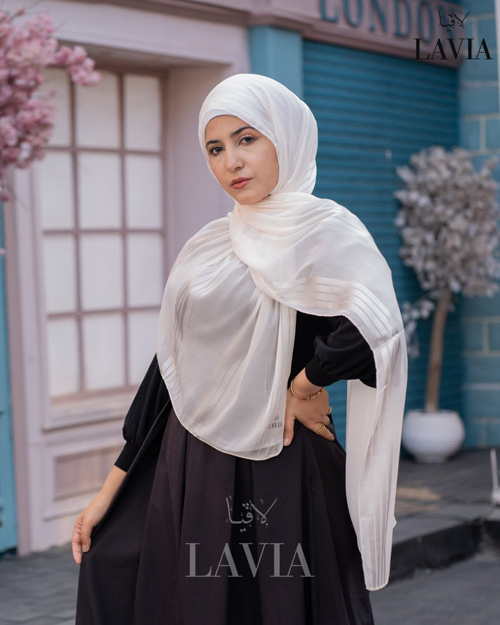شال شيفون مخطط مستطيل لون ابيض عاجي - Lavia
