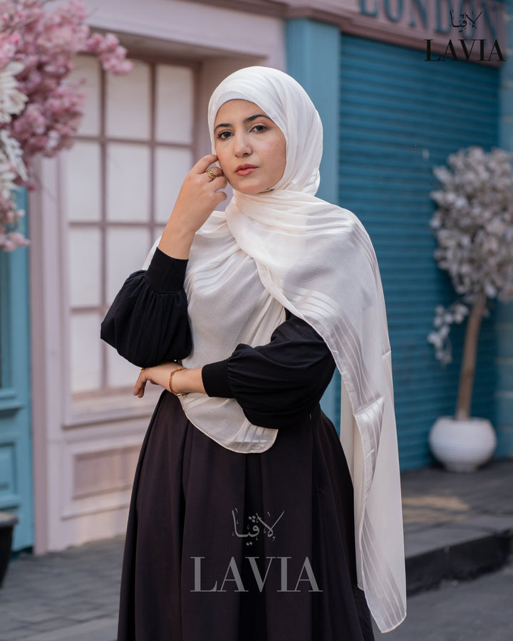 شال شيفون مخطط مستطيل لون ابيض عاجي - Lavia