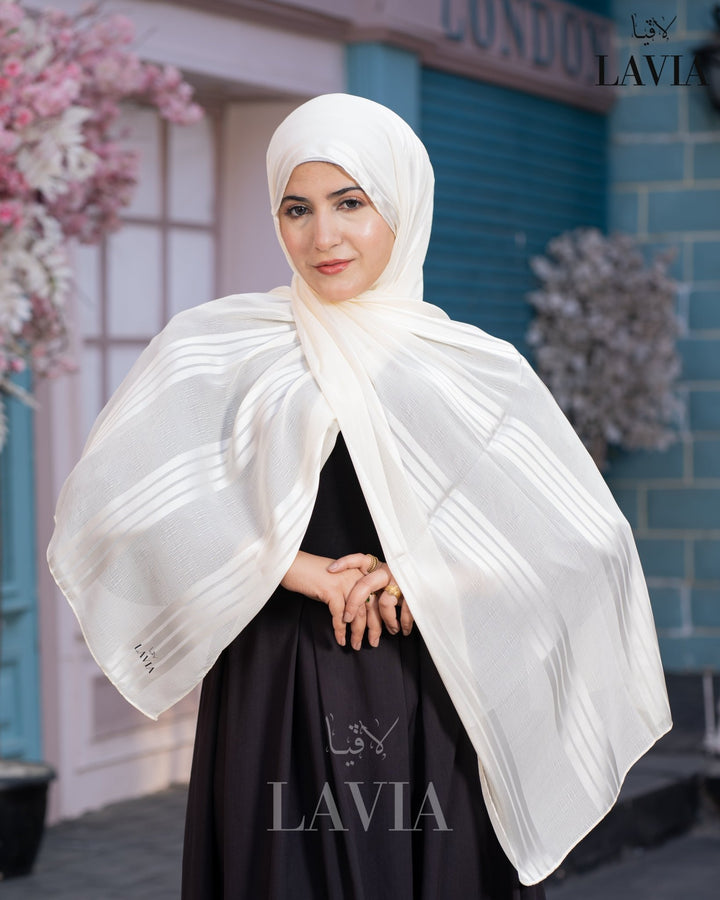 شال شيفون مخطط مستطيل لون ابيض كريمي - Lavia