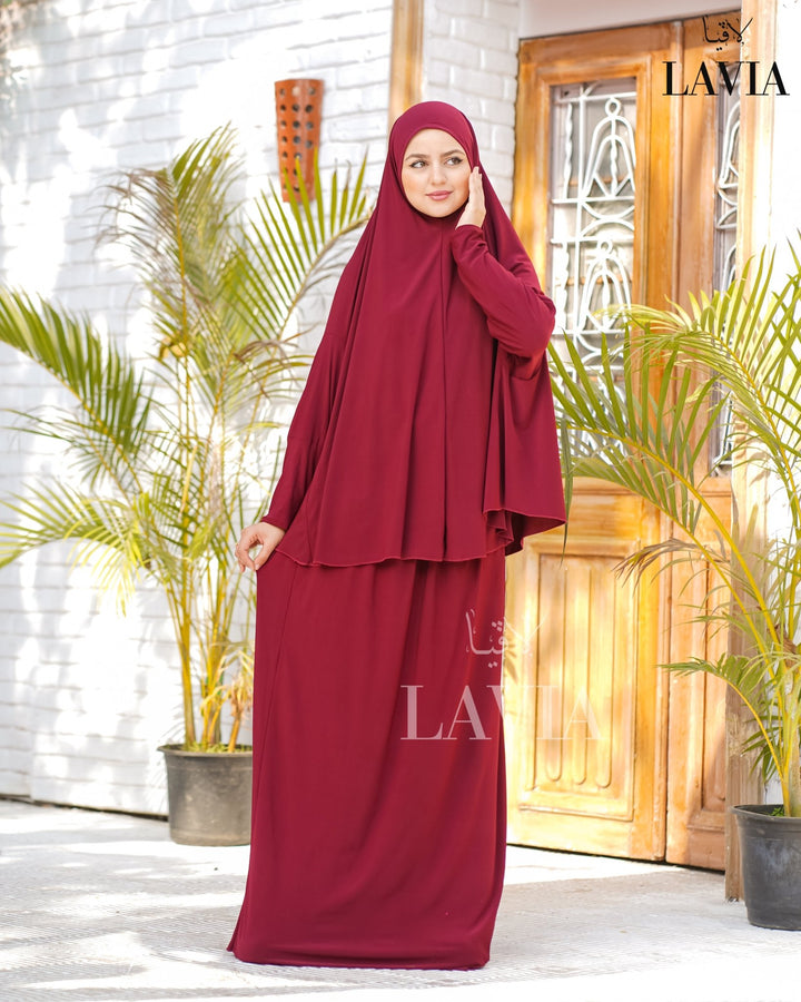 طقم صلاه مع يدين لون خمري - Lavia