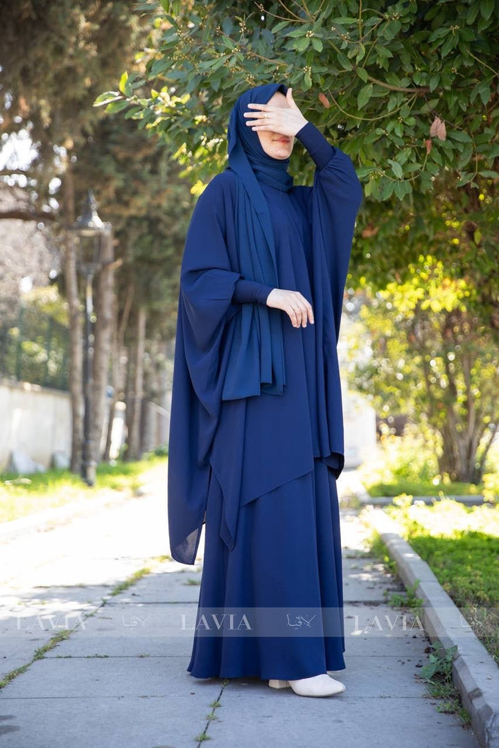 طقم تنورة الأميرات 👑 لون كحلي - Lavia