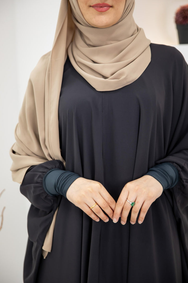 طقم تنورة الأميرات 👑 لون رمادي - Lavia