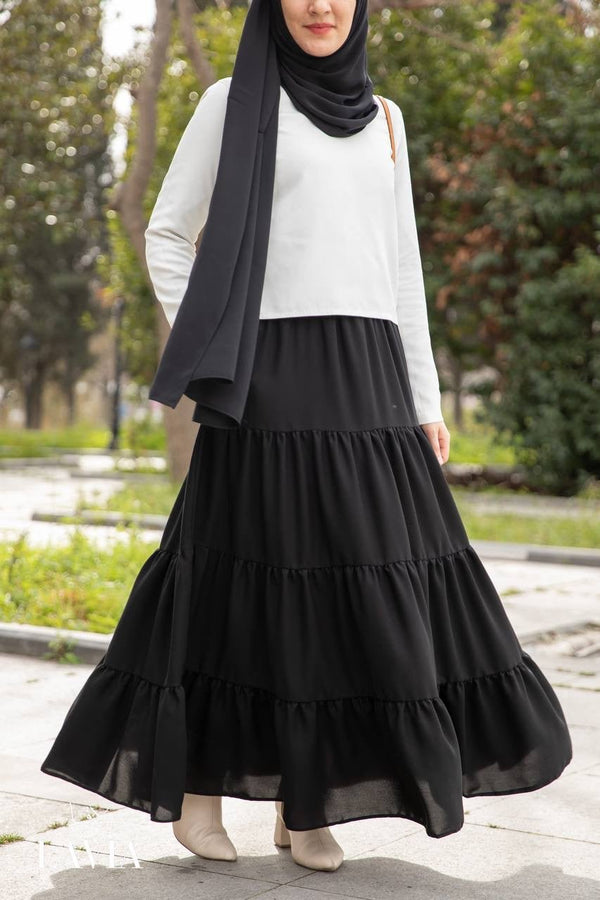 تنورة آيلا الفاخرة لون اسود - Lavia