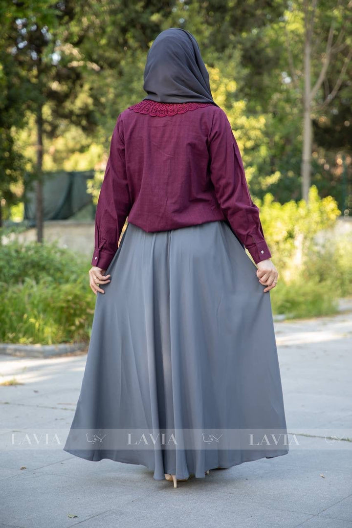 تنورة المدينة لون رمادي فاتح بارد – قطعة أساسية لكل إطلالة - Lavia